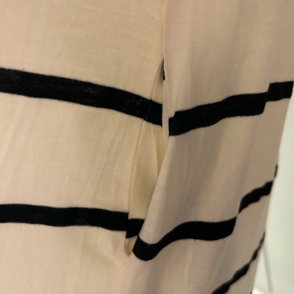 Lani California Mini Dress.  It has pockets.  Size Medium, NWT. - Picture 4 of 5